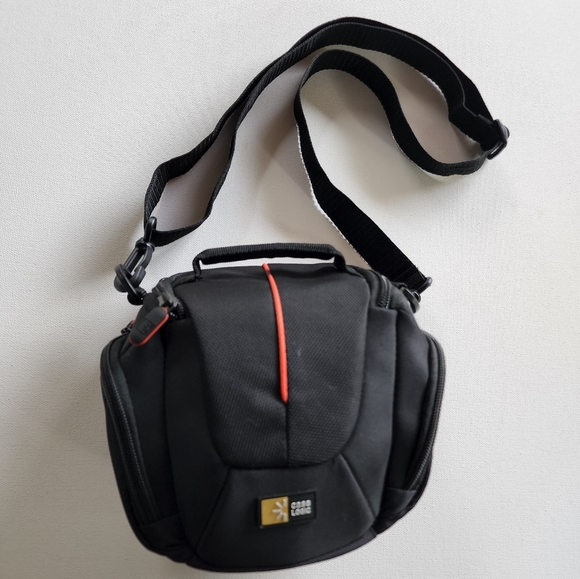 Case LogicCase Logic High Zoom Camera Case - Picture 2 of 7